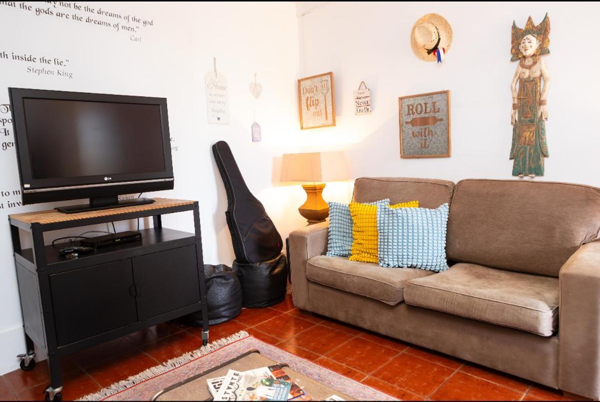 Oporto Sky Hostel ภายนอก รูปภาพ